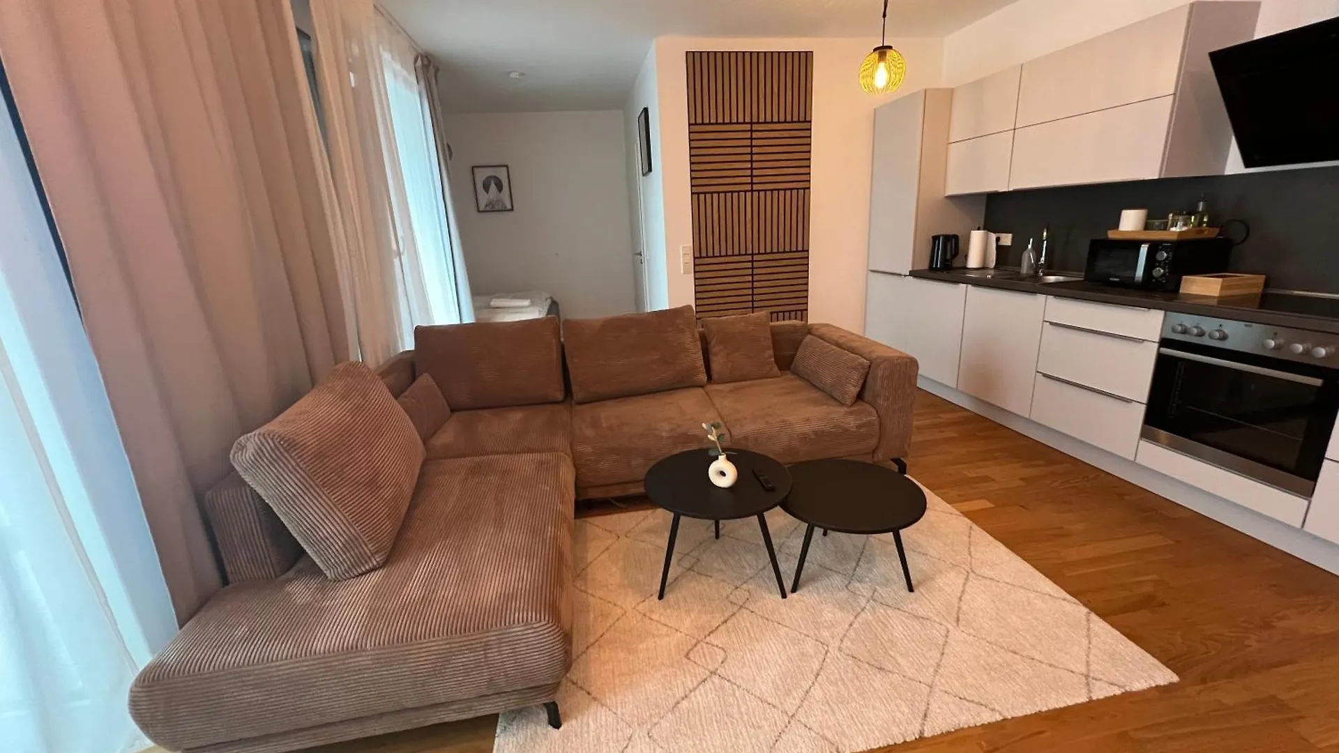 Queens Peak Apartment location